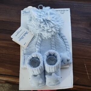 Soft Blue Knit Hat and Bootie Set